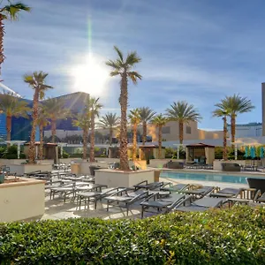 Mgm Signature-28-820 1br 2ba F1 Pits View Balcony Las Vegas