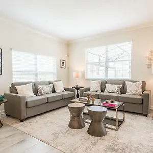 https://modern-and-spacious-5-bed-home-resort.davenporthotels.org